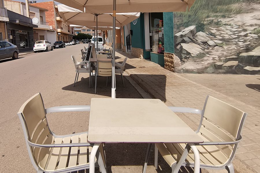 01_restaurant_01_terraza_02