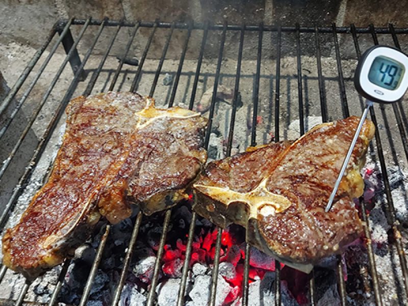 Chuletón de Vaca Vieja a la Brasa